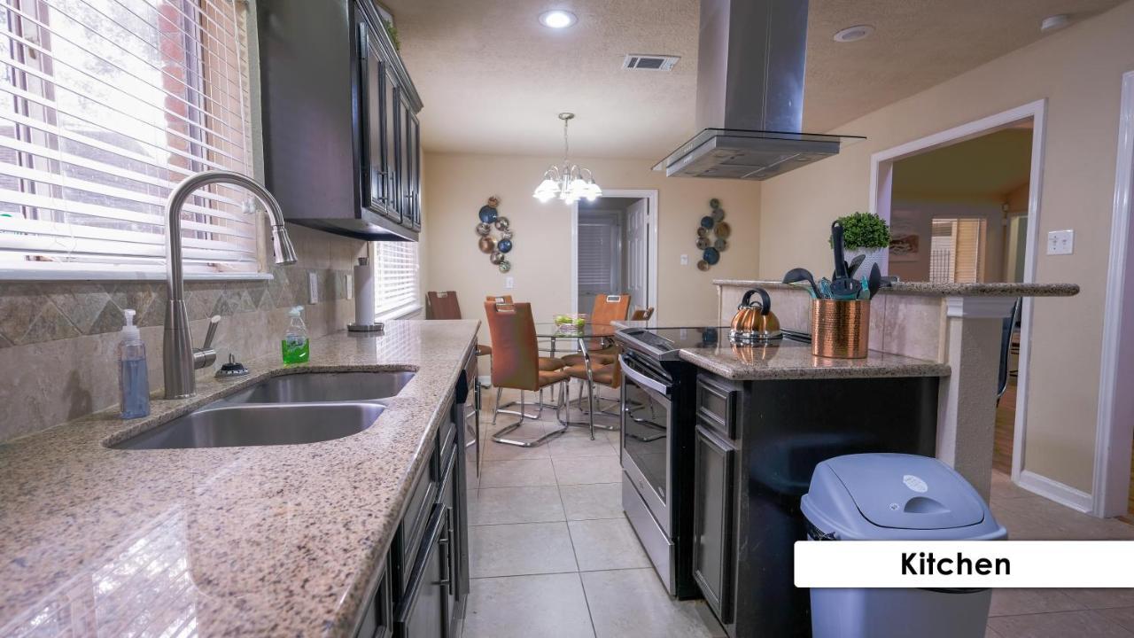 Pool House, 20 Minutes From Dt 4Bdr For 10 Guests - Winkleman Villa Houston Ngoại thất bức ảnh